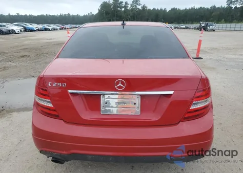 2013 Mercedes-Benz C 250 from USA, damaged, VIN WDDGF4HB8DR294443